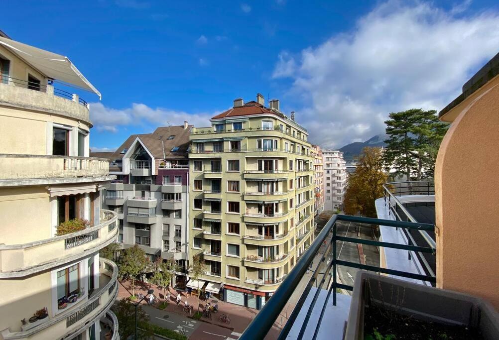 Toit-Terrasse Traversant Plein Centre 100M Du Lac Apartment อานซี ภายนอก รูปภาพ